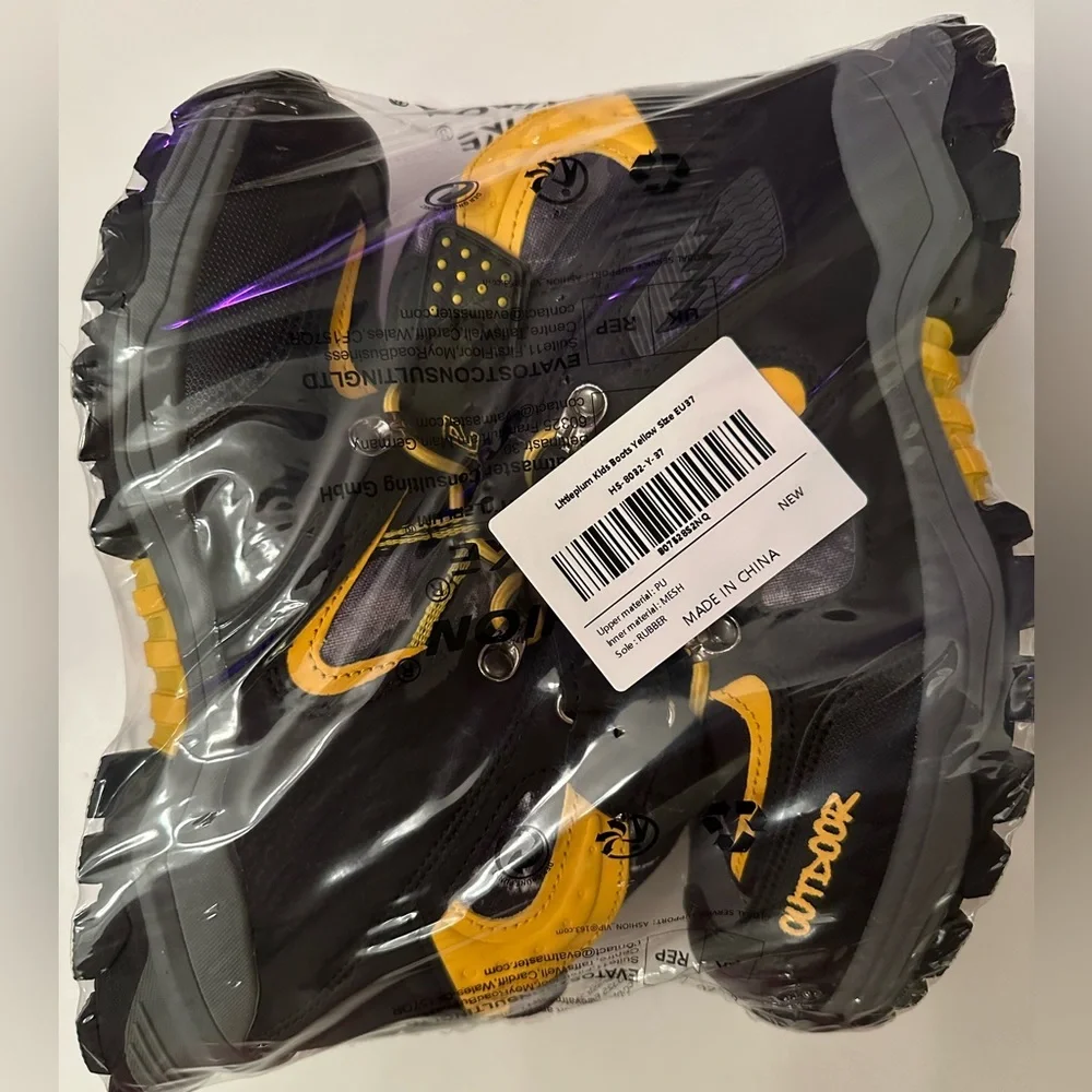 NWT Littleplum Boys Waterproof Snow Boots with Crampons - Picture 7 of 8